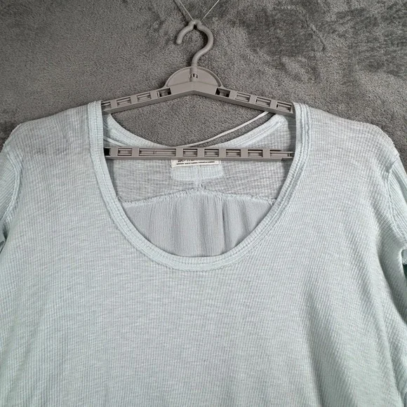 We The Free TT Special Tee Top Medium Ribbed High Low Raw Hem Blue Frayed Grunge - Picture 4 of 11